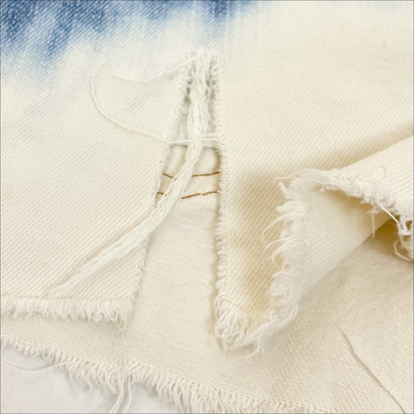 Levi’s 550 Relaxed Cut Off Shorts Acid Wash Size 10 - Picture 6 of 10